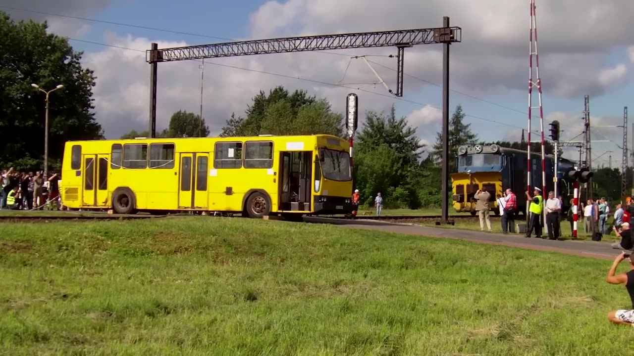 Moments Filmed Seconds Before Disasters