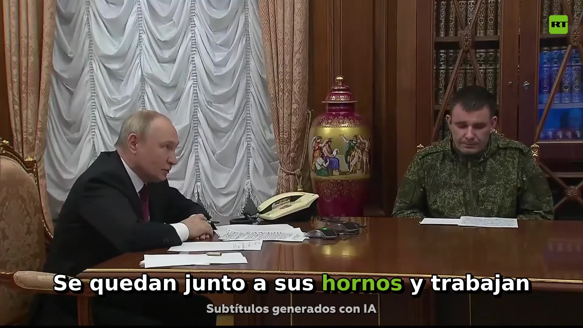 Putin asegura que los soldados rusos preparan sus regalos para Rusia