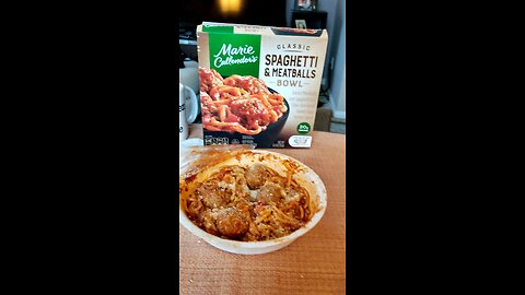 Eating Marie Callender's Classic Spaghetti & Meatballs Bowl Dbn, MI, 1/26/25