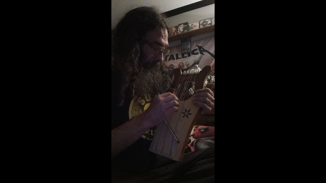 RIFFing on my Lyre Harp. ~ Count Ragnar Angzerblood OV HOVR #CRA #HOVR #riff #lyre #harp #LyreHarp