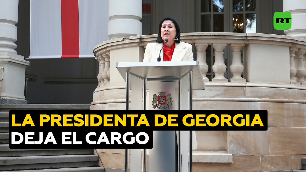 Presidenta saliente de Georgia, que no quería dejar el cargo, abandona el palacio presidencial