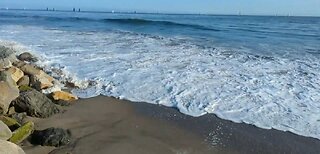 Relax to the sound of the sea