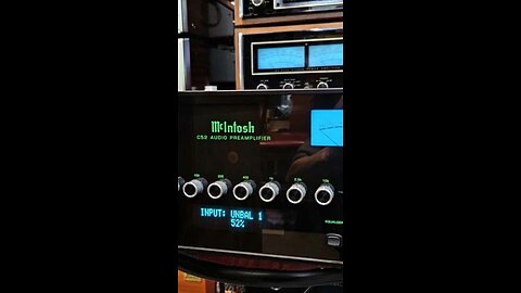 McIntosh C52 Preamp