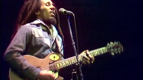 Marley Chant / Natural Mystic - Bob Marley & The Wailers (live)