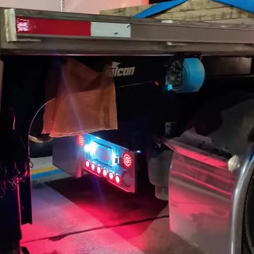 Better view #ourtruckinglife #truckesvlogs #truckdriver #reallifetruckers #longhaultrucker #trucker