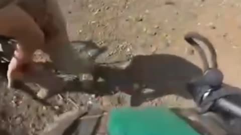 Longer video of Ukrainians storming a Russian position in September 2022.