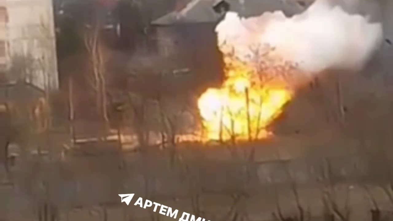 Footage of the detonation of an ammunition depot in Sumy