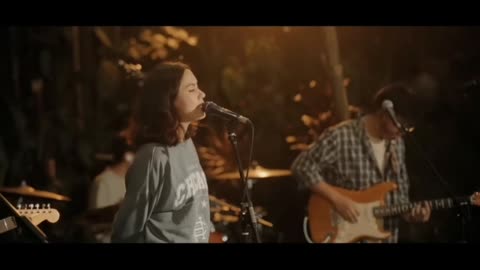 Sunkissed Lola - Pasilyo (Live at The Cozy Cove