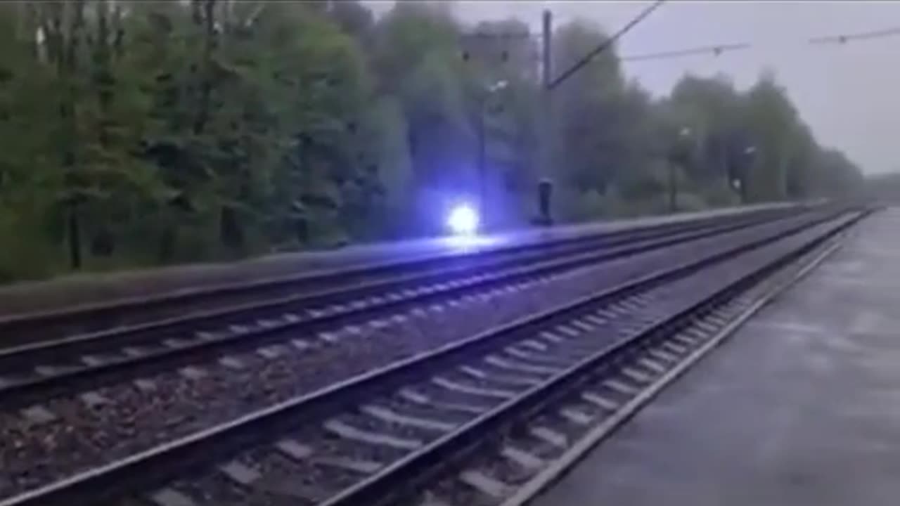 🌌🔭 What's That? #NLO #FreeFireIce #DavidAvalos #FlyingSaucer