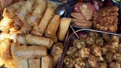 We Tried Every Street Food in Divisoria – Here’s What You Need to Eat!