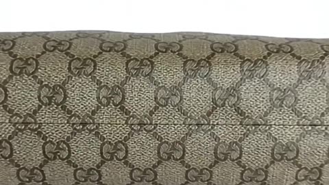 Gucci GG Supreme Shoulder Bag