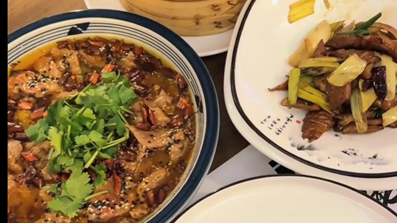 Exploring Local Chinese Markets, Delicious Food & Unique Finds!