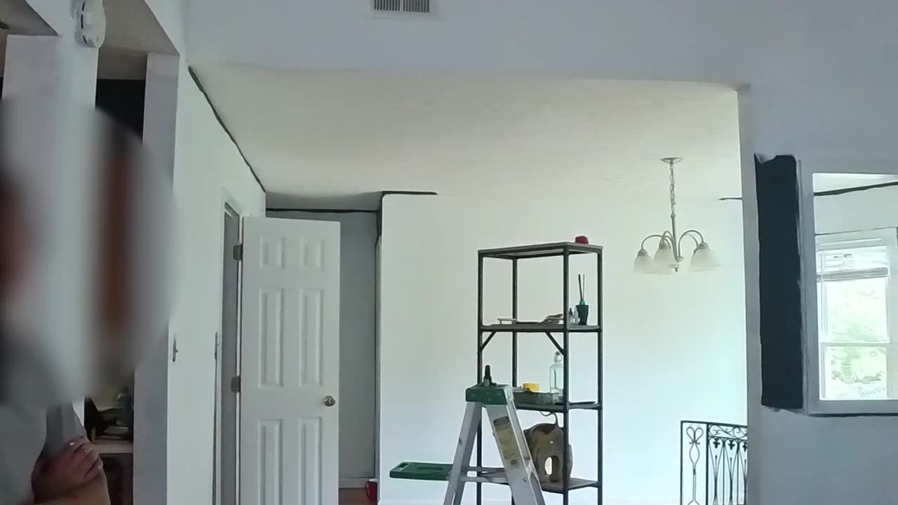 Roommate Nightmare: Sister Leaves Her With ALL the Bills!