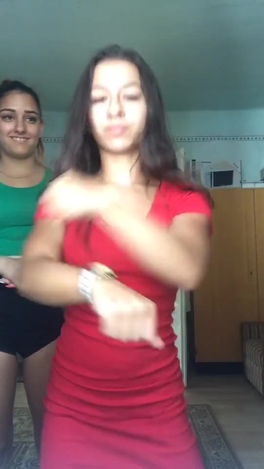 Teen dancing tiktok