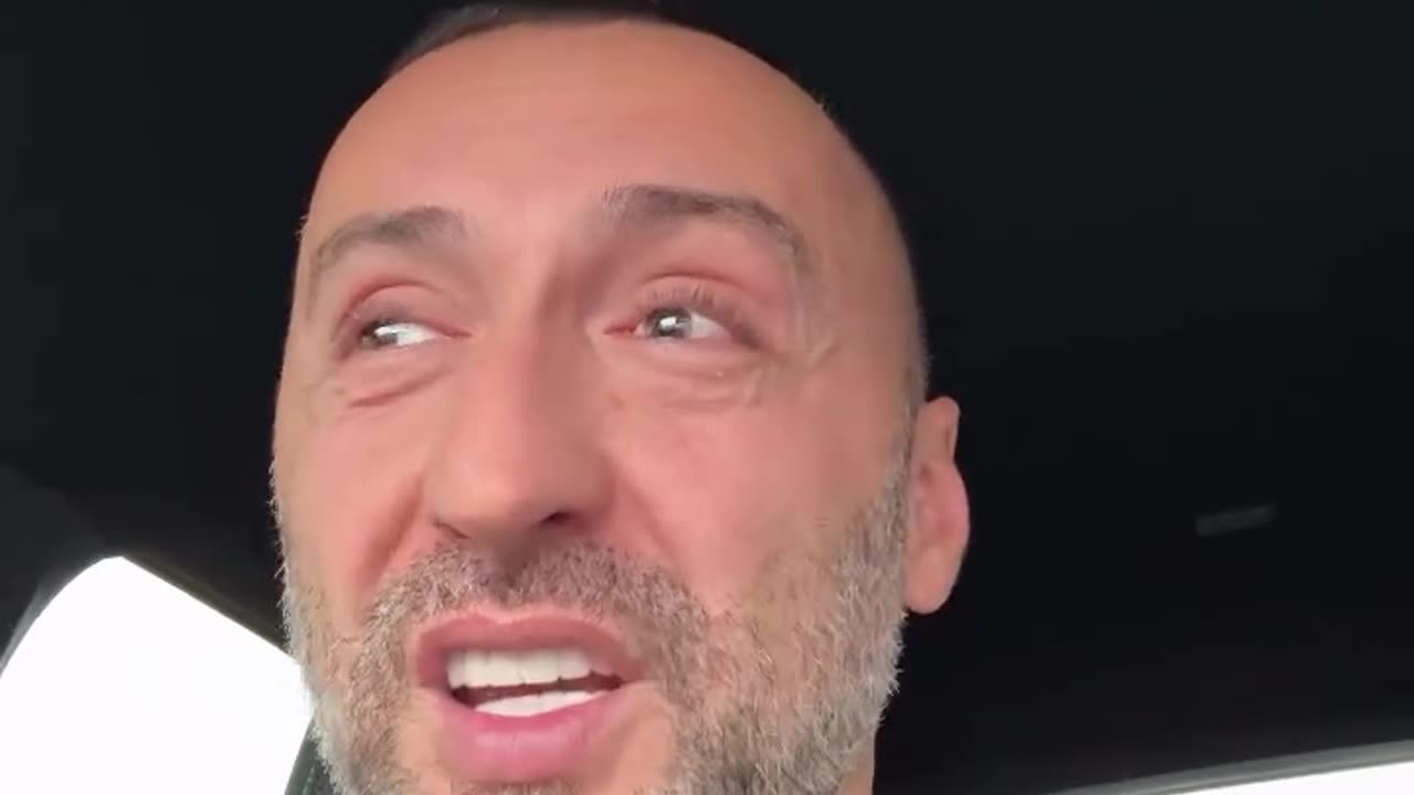 G Bani në zi për vëllain e Gjestit: Kam ngrënë bukë me të...