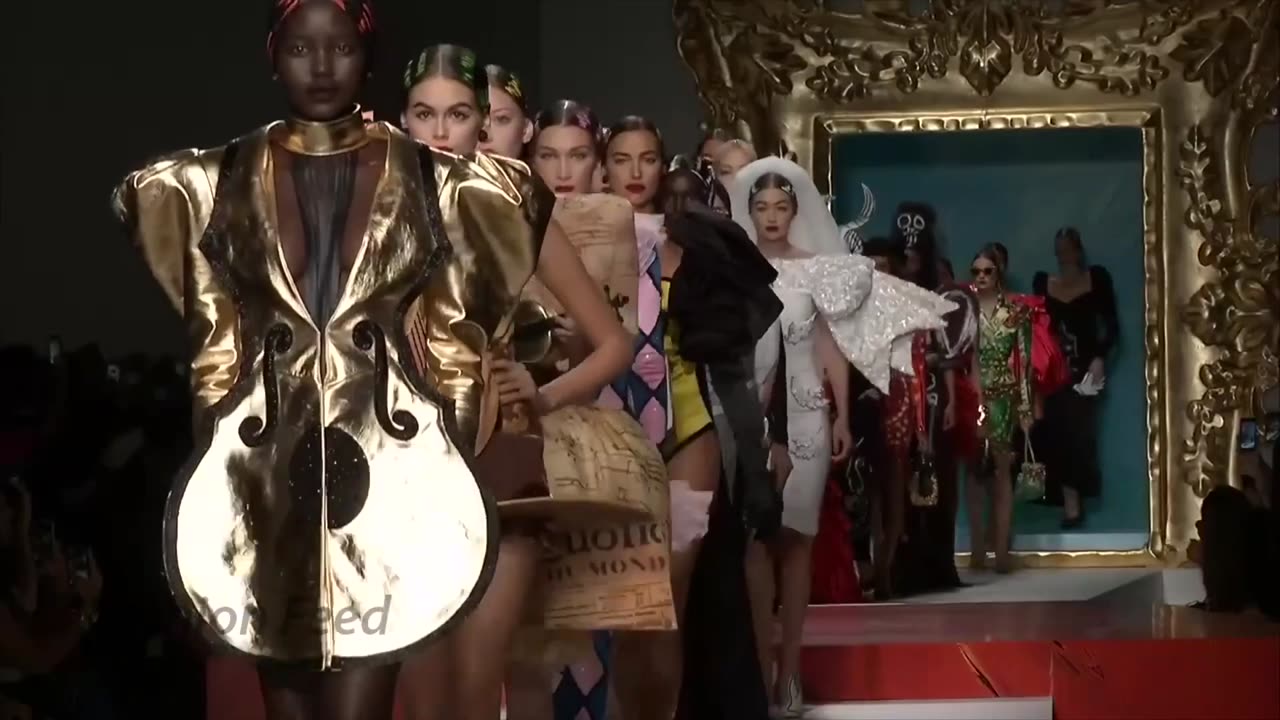 Moschino | Spring/Summer 2020 | Milan Fashion Week