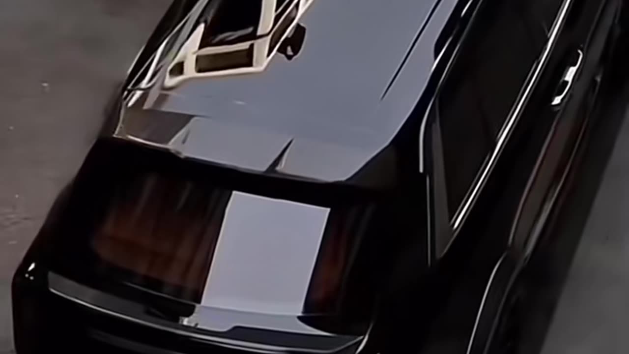 Crystal Wave – pure sound, endless flow.