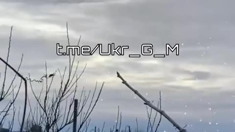 🔥💣 Ukraine Russia War | Ukrainian Soldier Films Incendiary Rounds Falling on Position | RCF