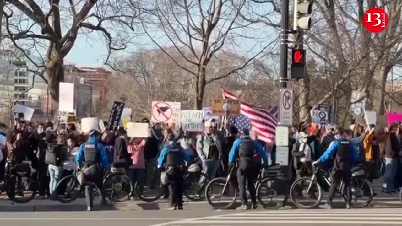 US President Donald Trump ‘strongly considering’ large-scale sanctions on Russia | BBC News