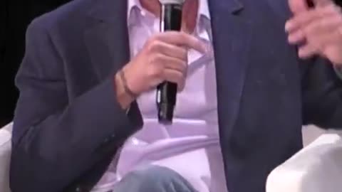 Charlie Sheen Turned off the Leftist Propaganda on TV and Started Doing His Own Research