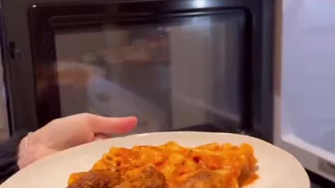 Stop Microwave Mess Forever! 🍲