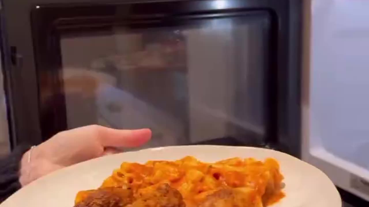 Stop Microwave Mess Forever! 🍲