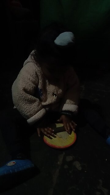 ਮੇਰਾ ਪੁੱਤ ਕਹਿੰਦਾ ਤੇਰੇ ਵਾਸਤੇ ਰੋਟੀ ਪਕਾ ਰਿਹਾਂ.