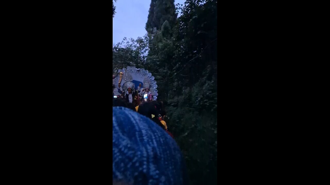 Visarjan in Hills