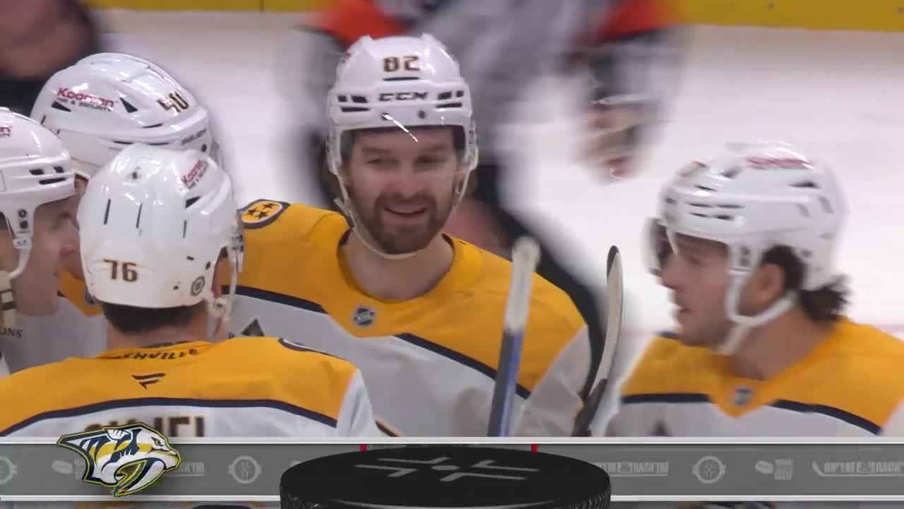 Novy's Making Moves! 😮💨 Assist & Goal for the Nashville Predators.