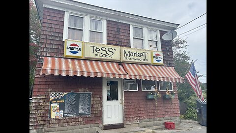 Tess' Market in Brunswick ME (Open for 70 years)