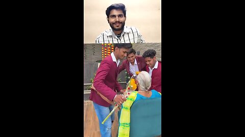 happy teacher Day miss main kuchh poem likha hu