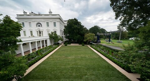 The NEW ROSE GARDEN