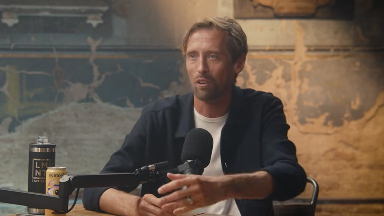 Behind The Bravado of Modern British Football - Peter Crouch – Podcast Recap