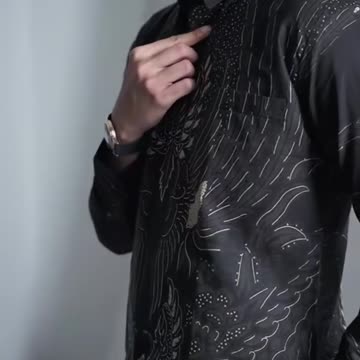 Indonesian Batik Heritage: Slimfit Kahuripan Motif Shirt with Inner Lining