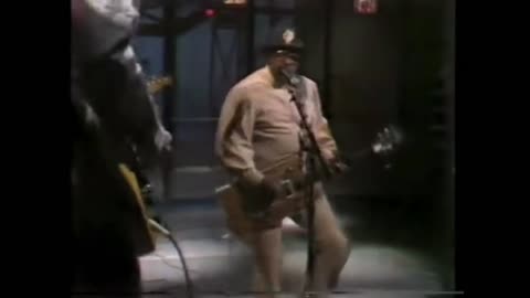 Bo Diddley Rocks Letterman! Legendary Guitar Riffs & Vintage Swagger