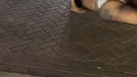 THROWBACK: SWEET MONAE GETS WHOOPED IN PUBLIC BY SKINNY GIRL!!!