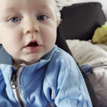 Baby Kayla’s priceless reaction when daddy says