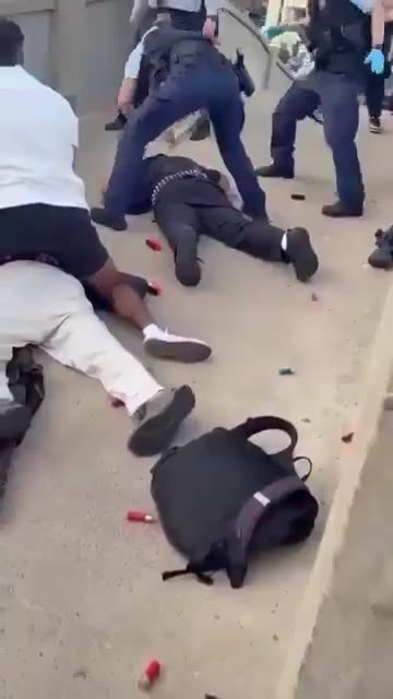 Police have taken down two active shooters at Bondi Beach Sydney