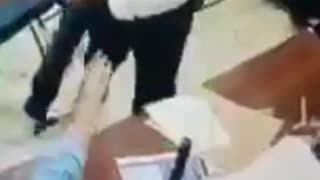 💥 Sitapur Headmaster Attacks BSA in Shocking Office Brawl!