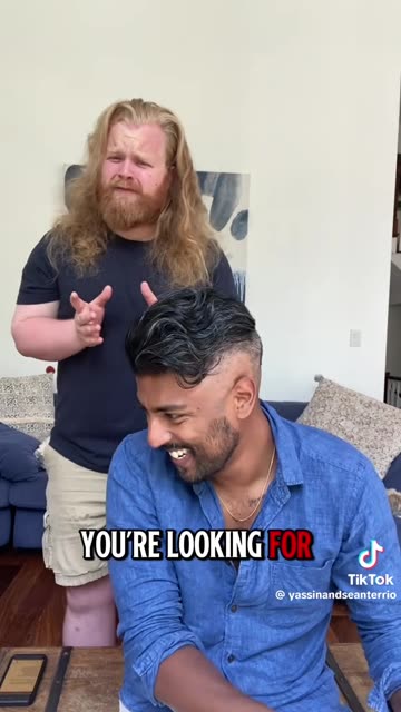 WHAT IF TRUMP SANG HELLO 😛IT’S ME BY LIONEL RICHIE