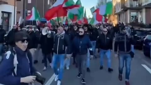 Italian patriots march in Italian cities to demand mass deportations.