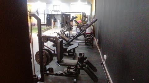 🔥 Día de Pierna: Solo 4 Ejercicios, Pero la Disciplina Ganó 💪