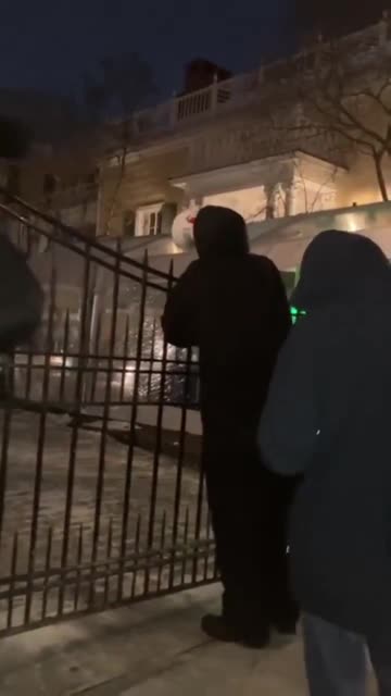 Anti-Police Activists Heckle Zohran Mamdani Outside of Mayoral Residence