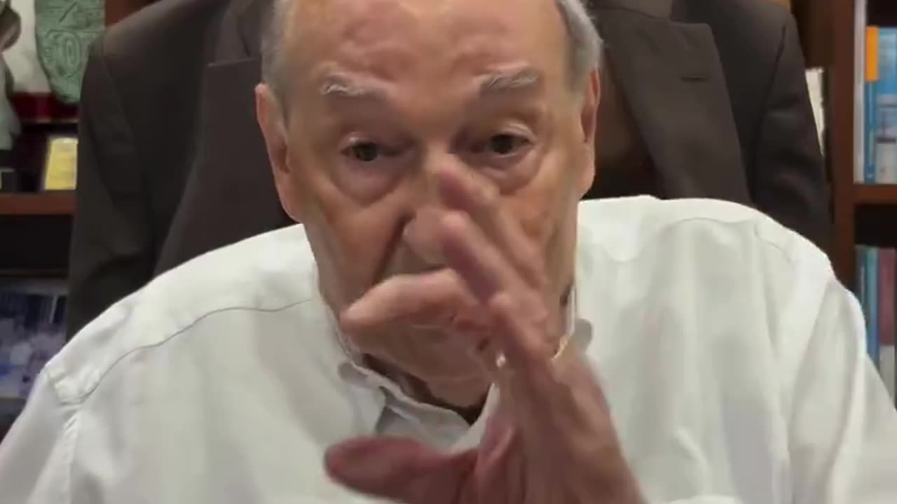 Ives Gandra critica STF que tornou Bolsonaro e aliados réus por tentativa de golpe