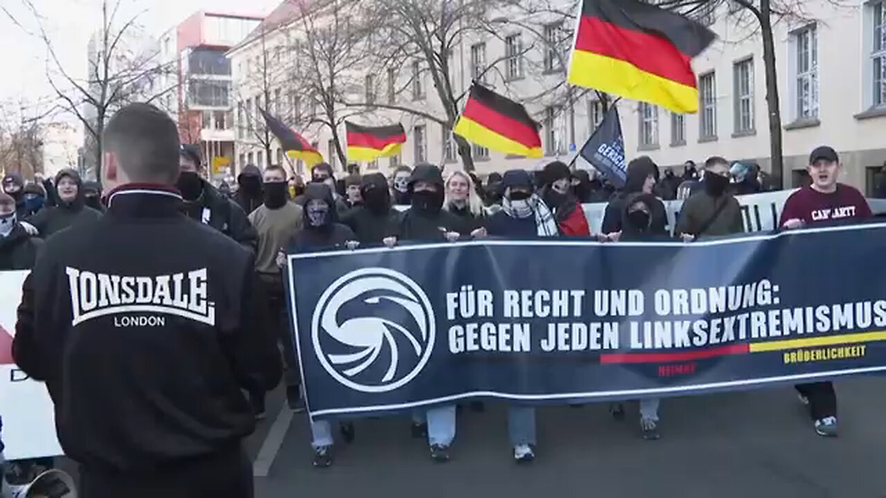 Far right demonstrators in Berlin met by counter protesters ahead of German election