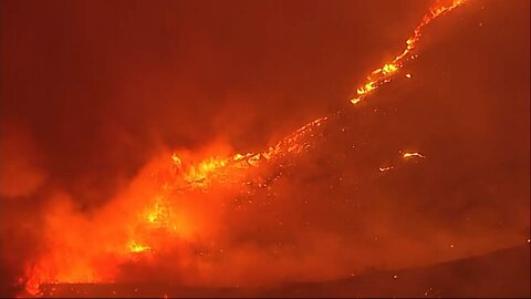 Hughes Fire burns in the mountains north of Los Angeles