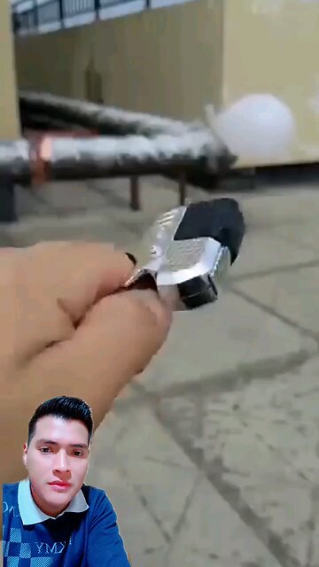 Sorprendente este aparato con forma de encendedor