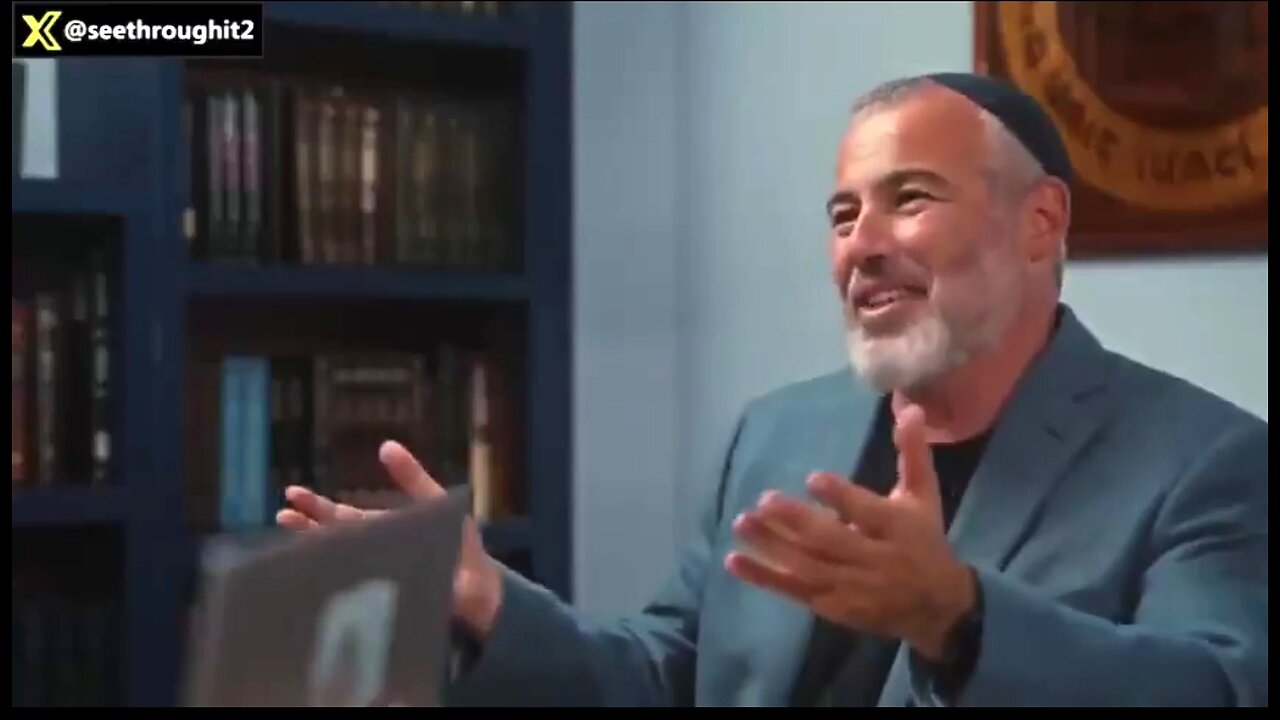 LOOK WHAT HAPPENS WHEN YOU TO TURN ON THE JEWS ✡️