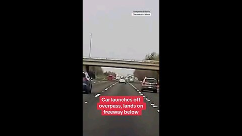 🚨 Wild Crash in Sacramento! Car Plunges Off Overpass Onto Freeway 🚗💥