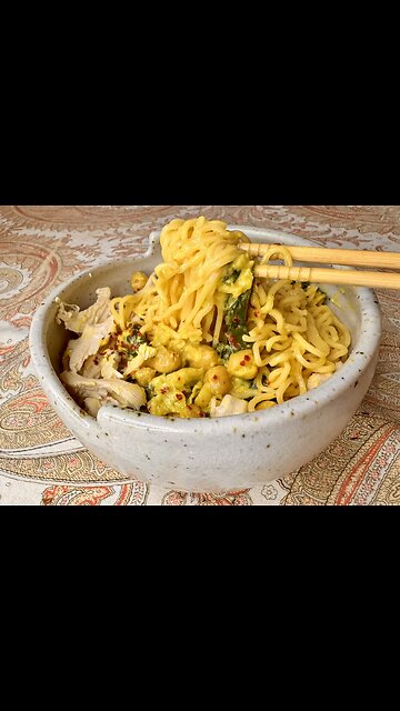 Nourishing Spiced Chickpea Stew with Coconut and Turmeric #easyrecipe